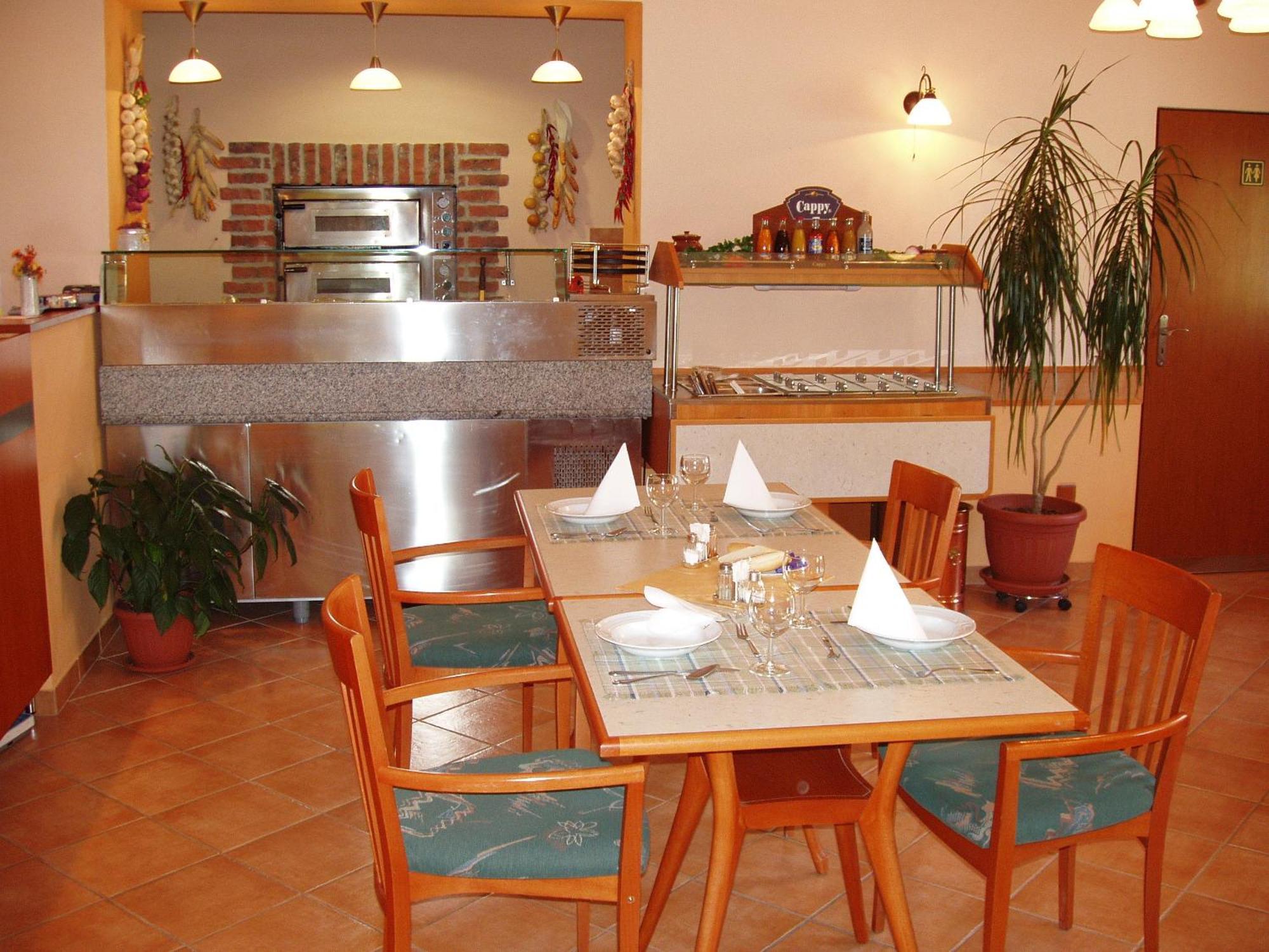 Hotel Altenberg Stare Hory Luaran gambar
